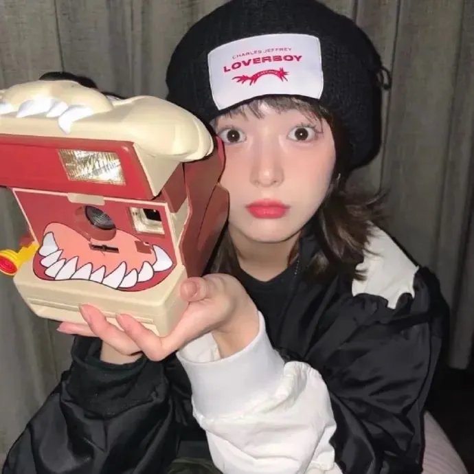 蜜丝炸弹